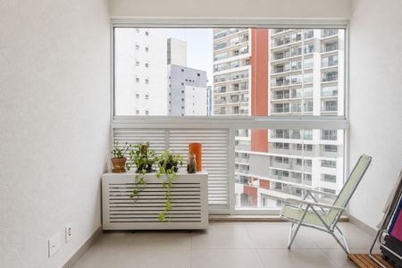 Apartamento para alugar com 67m², 2 quartos e 1 vaga Apartamento para alugar com 67m², 2 quartos e 1 vagaVaranda