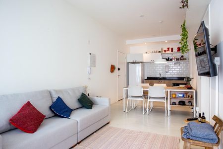 Apartamento para alugar com 67m², 2 quartos e 1 vaga Apartamento para alugar com 67m², 2 quartos e 1 vagaSala