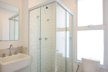 Apartamento para alugar com 67m², 2 quartos e 1 vaga Apartamento para alugar com 67m², 2 quartos e 1 vagaBanheiro