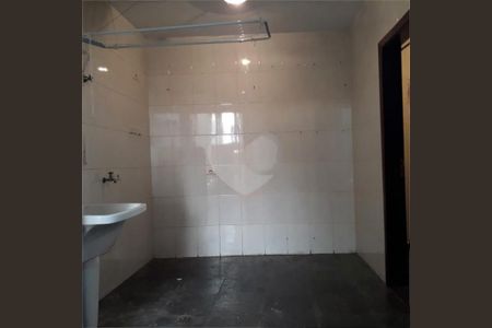 Casa à venda com 3 quartos, 155m² em Vila Hamburguesa, São Paulo