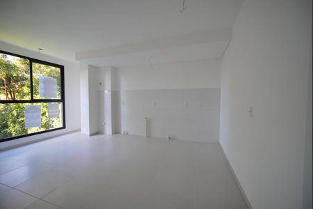 Sala/Cozinha de apartamento para alugar com 2 quartos, 56m² em Serraria, São José