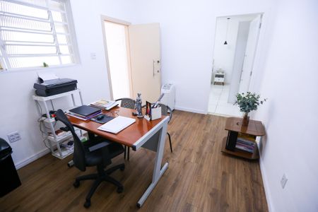 Casa à venda com 125m², 3 quartos e sem vagaEscritório