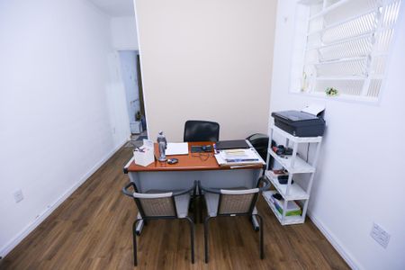 Casa à venda com 125m², 3 quartos e sem vagaEscritório