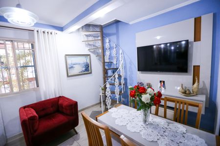 Casa à venda com 125m², 3 quartos e sem vagaSala