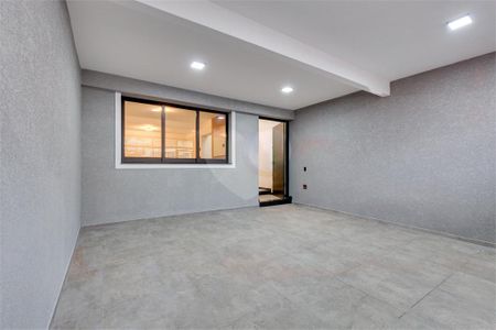 Casa à venda com 188m², 3 quartos e 2 vagas