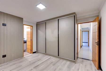 Casa à venda com 188m², 3 quartos e 2 vagas