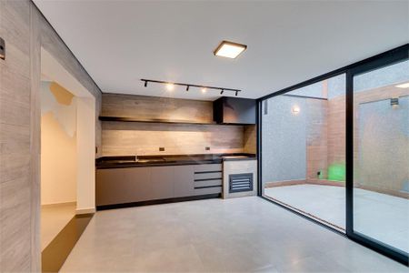 Casa à venda com 188m², 3 quartos e 2 vagas