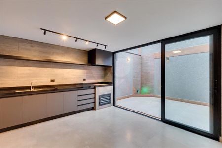 Casa à venda com 188m², 3 quartos e 2 vagas