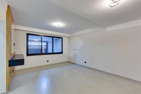 Casa à venda com 3 quartos, 188m² em Brooklin, São Paulo