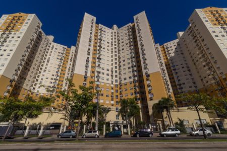 Apartamento para alugar com 65m², 3 quartos e 1 vaga Apartamento para alugar com 65m², 3 quartos e 1 vagaFachada