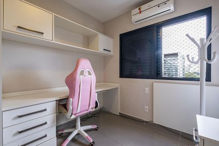 Quarto 2 de apartamento para alugar com 2 quartos, 60m² em Pinheiros, São Paulo