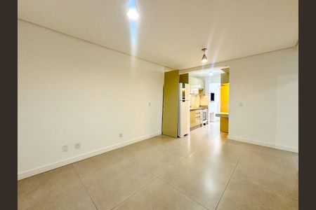 Sala de apartamento para alugar com 2 quartos, 55m² em Ingleses do Rio Vermelho, Florianópolis