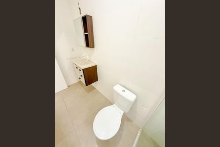 Apartamento para alugar com 55m², 2 quartos e sem vagaBanheiro da Suíte