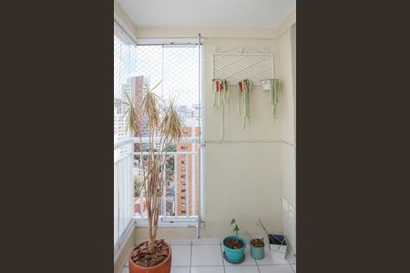 Apartamento à venda com 67m², 2 quartos e 1 vaga Apartamento à venda com 67m², 2 quartos e 1 vagaSacada