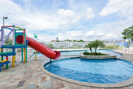 Apartamento à venda com 75m², 3 quartos e 2 vagas Apartamento à venda com 75m², 3 quartos e 2 vagasÁrea comum - Piscina
