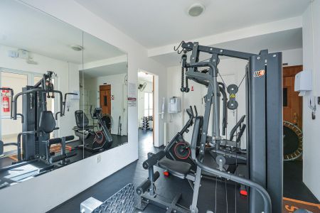 Apartamento à venda com 75m², 3 quartos e 2 vagas Apartamento à venda com 75m², 3 quartos e 2 vagasÁrea comum - Academia