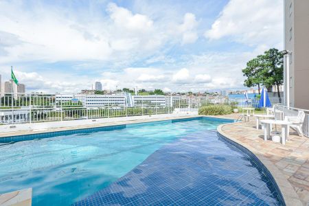 Apartamento à venda com 75m², 3 quartos e 2 vagas Apartamento à venda com 75m², 3 quartos e 2 vagasÁrea comum - Piscina