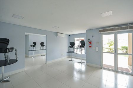 Apartamento à venda com 75m², 3 quartos e 2 vagas Apartamento à venda com 75m², 3 quartos e 2 vagasÁrea comum - Salão de festas