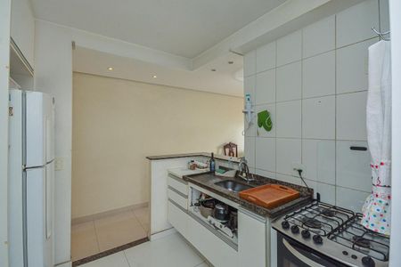 Apartamento à venda com 75m², 3 quartos e 2 vagas Apartamento à venda com 75m², 3 quartos e 2 vagasCozinha