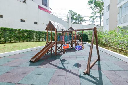 Apartamento à venda com 75m², 3 quartos e 2 vagas Apartamento à venda com 75m², 3 quartos e 2 vagasÁrea comum - Playground