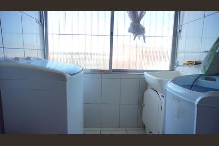 Área de Serviço de apartamento para alugar com 1 quarto, 45m² em Rubem Berta, Porto Alegre