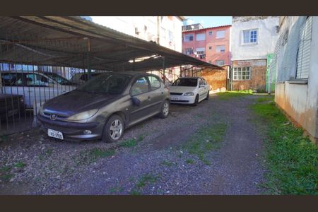 Garagem de apartamento para alugar com 1 quarto, 45m² em Rubem Berta, Porto Alegre