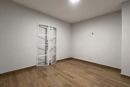 Casa para alugar com 330m², 4 quartos e 5 vagasSuíte 1