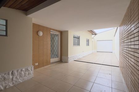 Casa para alugar com 330m², 4 quartos e 5 vagasGaragem