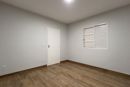 Casa para alugar com 330m², 4 quartos e 5 vagasQuarto 1