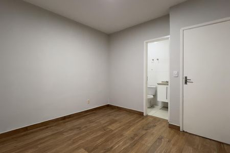 Casa para alugar com 330m², 4 quartos e 5 vagasSuíte 2
