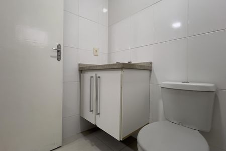 Casa para alugar com 330m², 4 quartos e 5 vagasBanheiro da Suíte 1