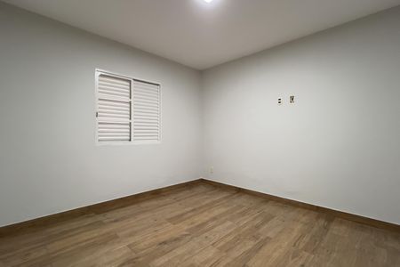 Casa para alugar com 330m², 4 quartos e 5 vagasQuarto 1
