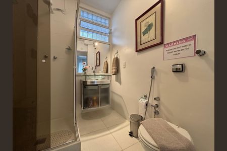 Apartamento para alugar com 84m², 2 quartos e sem vagaBanheiro social 1
