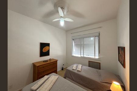 Quarto 1 de apartamento para alugar com 2 quartos, 84m² em Copacabana, Rio de Janeiro
