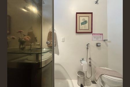 Apartamento para alugar com 84m², 2 quartos e sem vagaBanheiro social 1