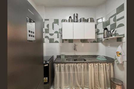 Apartamento para alugar com 84m², 2 quartos e sem vagaCozinha/Área de serviço