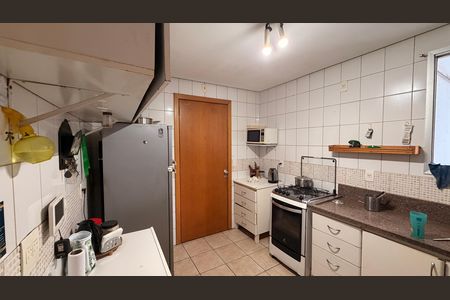 Apartamento para alugar com 114m², 2 quartos e 1 vaga Apartamento para alugar com 114m², 2 quartos e 1 vagaCozinha