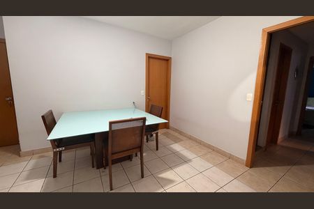 Apartamento para alugar com 114m², 2 quartos e 1 vaga Apartamento para alugar com 114m², 2 quartos e 1 vagaSala de Jantar