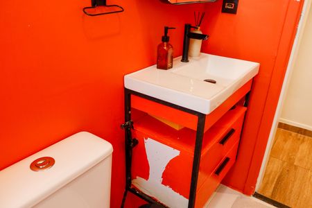Apartamento à venda com 50m², 2 quartos e 1 vaga Apartamento à venda com 50m², 2 quartos e 1 vagaBanheiro