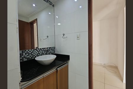 Apartamento para alugar com 127m², 3 quartos e 2 vagas Apartamento para alugar com 127m², 3 quartos e 2 vagasBanheiro Corredor