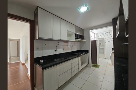 Apartamento para alugar com 127m², 3 quartos e 2 vagas Apartamento para alugar com 127m², 3 quartos e 2 vagasCozinha