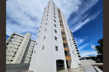 Apartamento para alugar com 127m², 3 quartos e 2 vagas Apartamento para alugar com 127m², 3 quartos e 2 vagasFachada