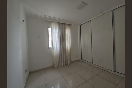 Apartamento para alugar com 127m², 3 quartos e 2 vagas Apartamento para alugar com 127m², 3 quartos e 2 vagasquarto 1