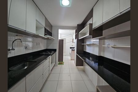Apartamento para alugar com 127m², 3 quartos e 2 vagas Apartamento para alugar com 127m², 3 quartos e 2 vagasCozinha