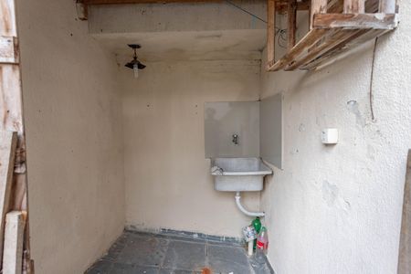 Casa para alugar com 80m², 2 quartos e 2 vagas Casa para alugar com 80m², 2 quartos e 2 vagasÁrea de serviço