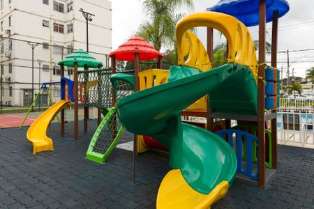 Apartamento para alugar com 56m², 3 quartos e 1 vaga Apartamento para alugar com 56m², 3 quartos e 1 vagaÁrea comum - Playground