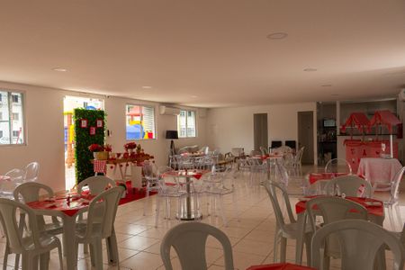 Apartamento para alugar com 56m², 3 quartos e 1 vaga Apartamento para alugar com 56m², 3 quartos e 1 vagaÁrea comum - Salão de festas