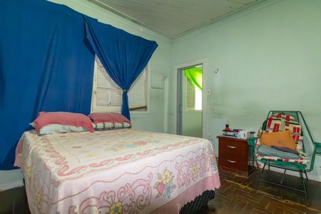 Casa à venda com 5 quartos, 307m² em Penha de França, São Paulo