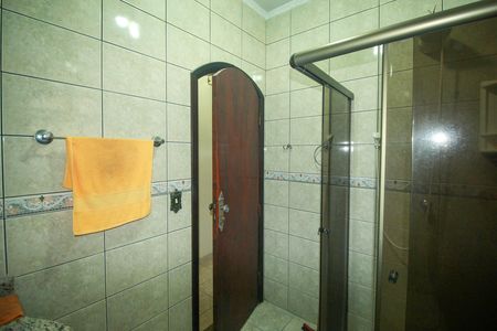 Casa para alugar com 274m², 3 quartos e 6 vagasBanheiro Social