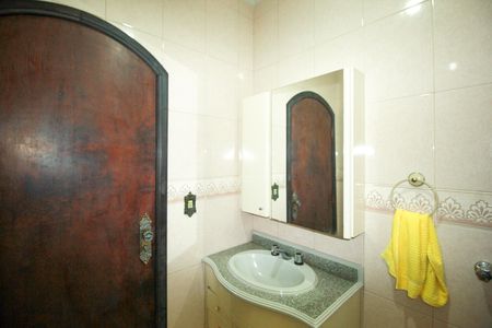 Casa para alugar com 274m², 3 quartos e 6 vagasLavabo